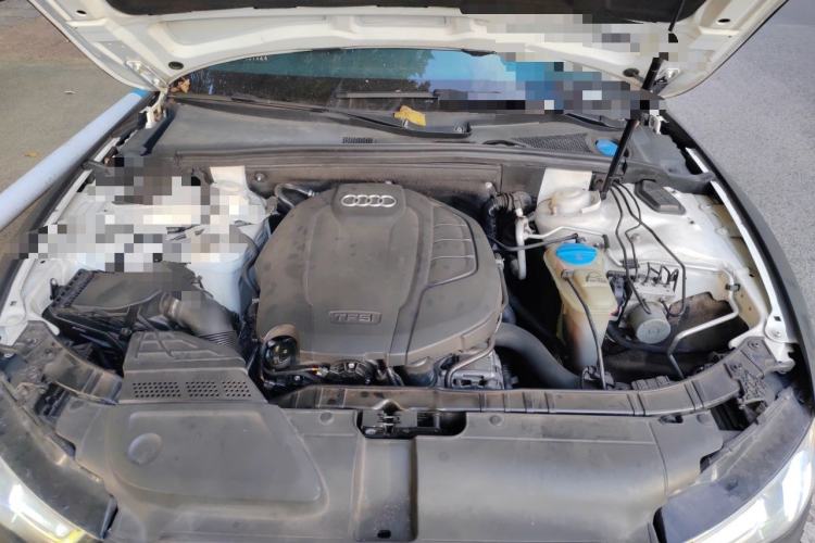 Used Audi A5 2014 Sportback 45 TFSI quattro Engine Bay