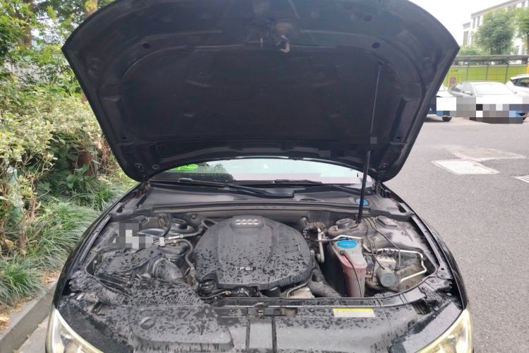 Used Audi A5 2014 Sportback 45 TFSI Engine Bay