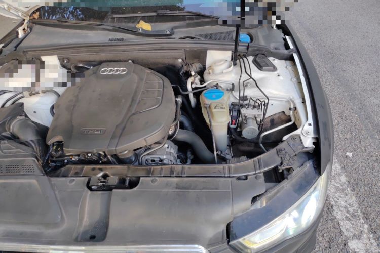 Used Audi A5 2014 Sportback 45 TFSI quattro Engine Bay Left