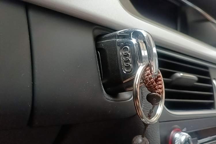 Used Audi A5 2014 Sportback 45 TFSI Interior 1