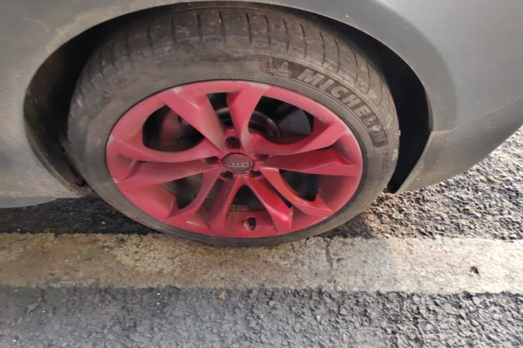 Used Audi A5 2014 Sportback 45 TFSI quattro Right Front Wheel Hub