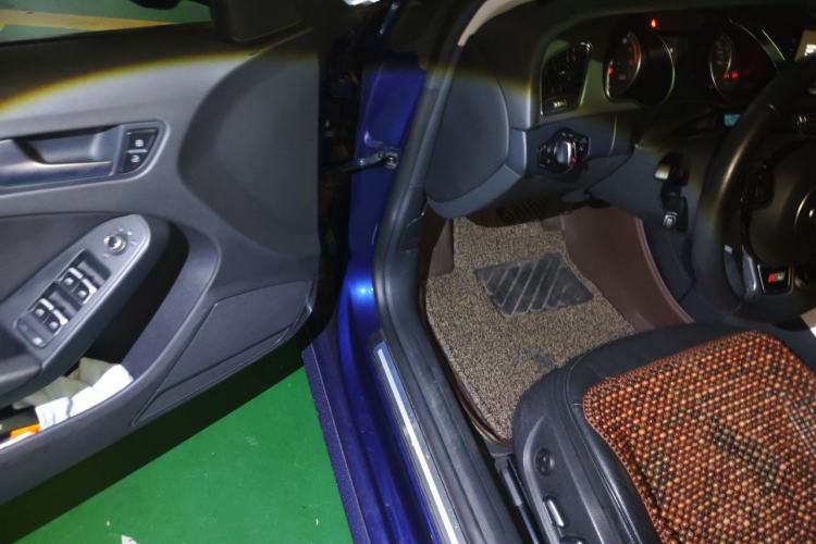 Used Audi A5 2014 Sportback 45 TFSI Driver Seat