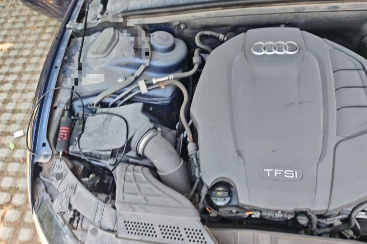Used Audi A5 2014 Sportback 45 TFSI Engine Bay Right