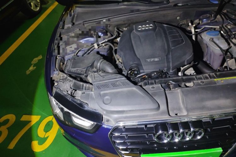 Used Audi A5 2014 Sportback 45 TFSI Engine Bay Right