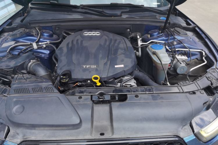Used Audi A5 2014 Coupe 45 TFSI Engine Bay