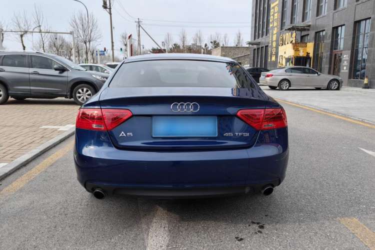 Used Audi A5 2014 Sportback 45 TFSI Exterior 4