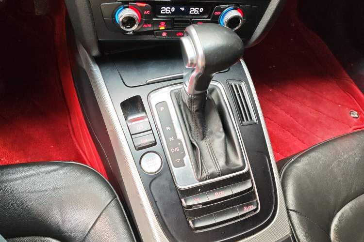 Used Audi A5 2014 Cabriolet 45 TFSI quattro Gear Lever