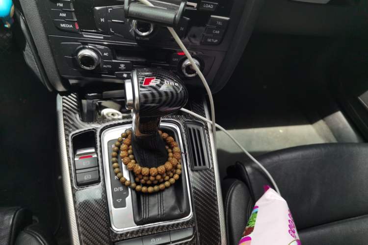 Used Audi A5 2014 Coupe 45 TFSI Gear Lever