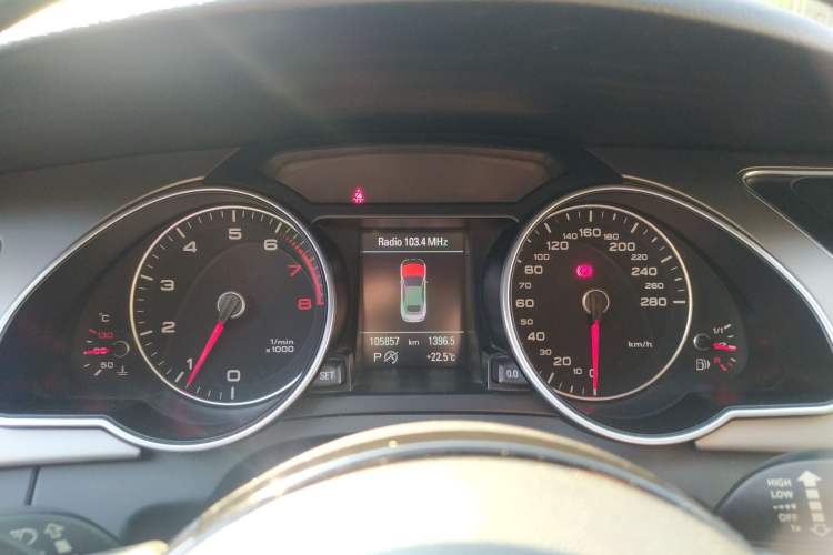 Used Audi A5 2014 Cabriolet 45 TFSI Instrument Cluster