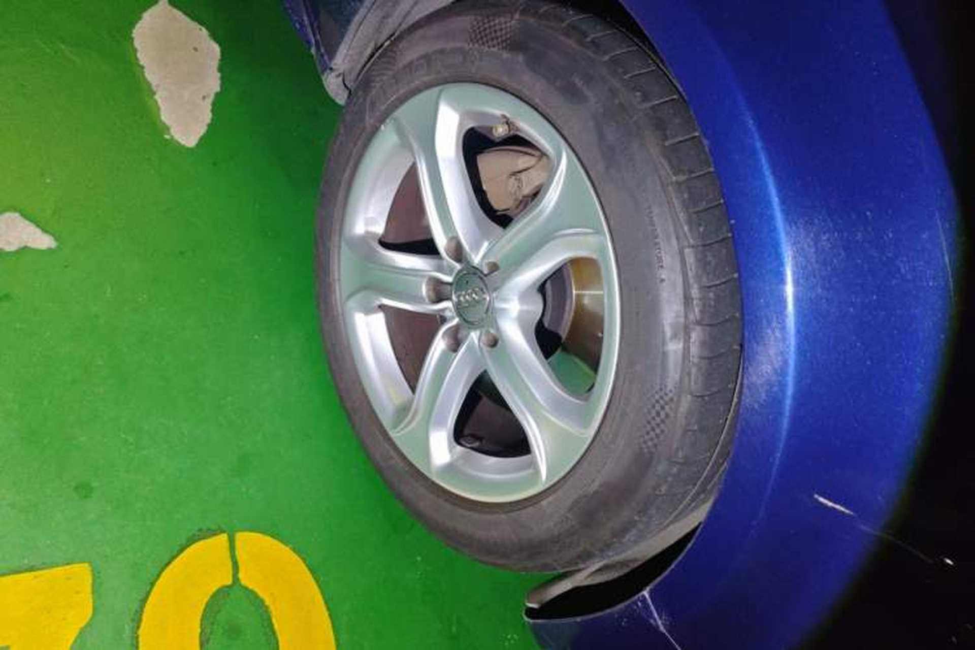 Used Audi A5 2014 Sportback 45 TFSI Right Front Wheel Hub