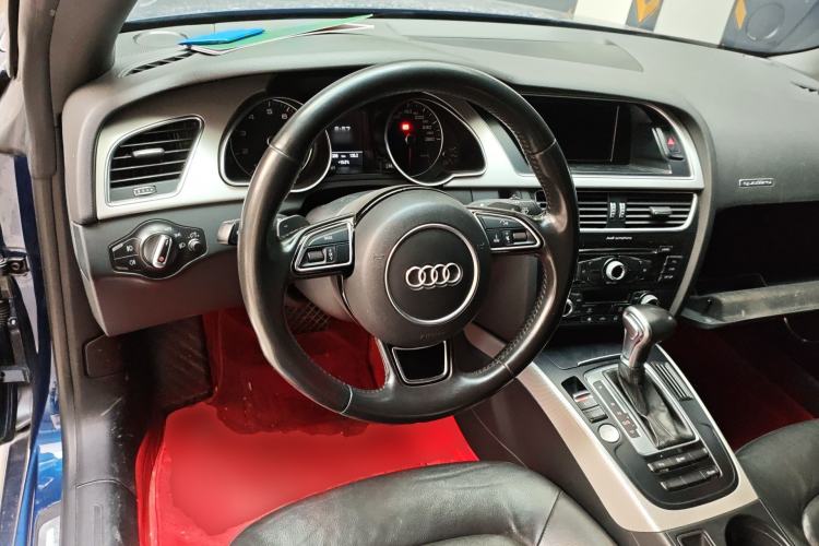 Used Audi A5 2014 Cabriolet 45 TFSI quattro Steering Wheel