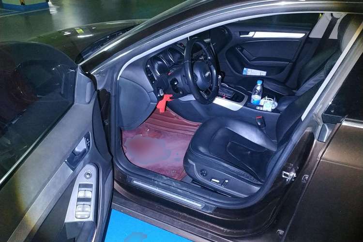Used Audi A5 2014 Sportback 45 TFSI Driver Seat
