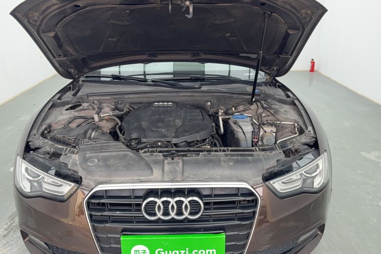 Used Audi A5 2014 Cabriolet 45 TFSI Engine Bay
