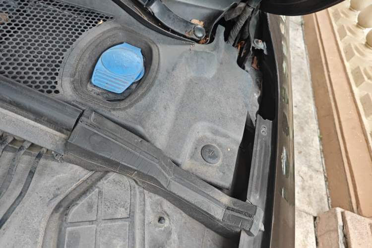 Used Audi A5 2014 Sportback 45 TFSI Engine Bay Left