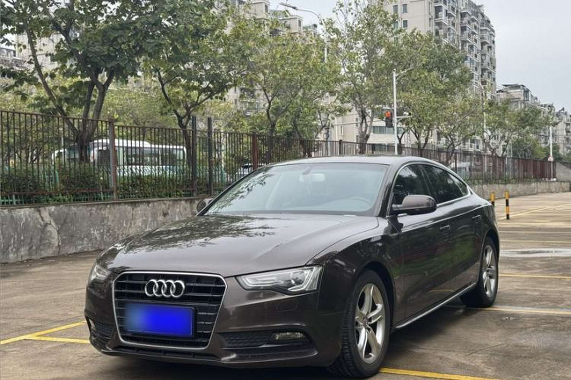Used Audi A5 2014 Sportback 45 TFSI Front Left 45 Deg
