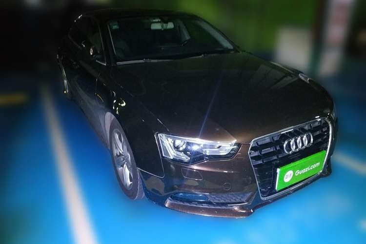 Used Audi A5 2014 Sportback 45 TFSI Front Right 45 Deg
