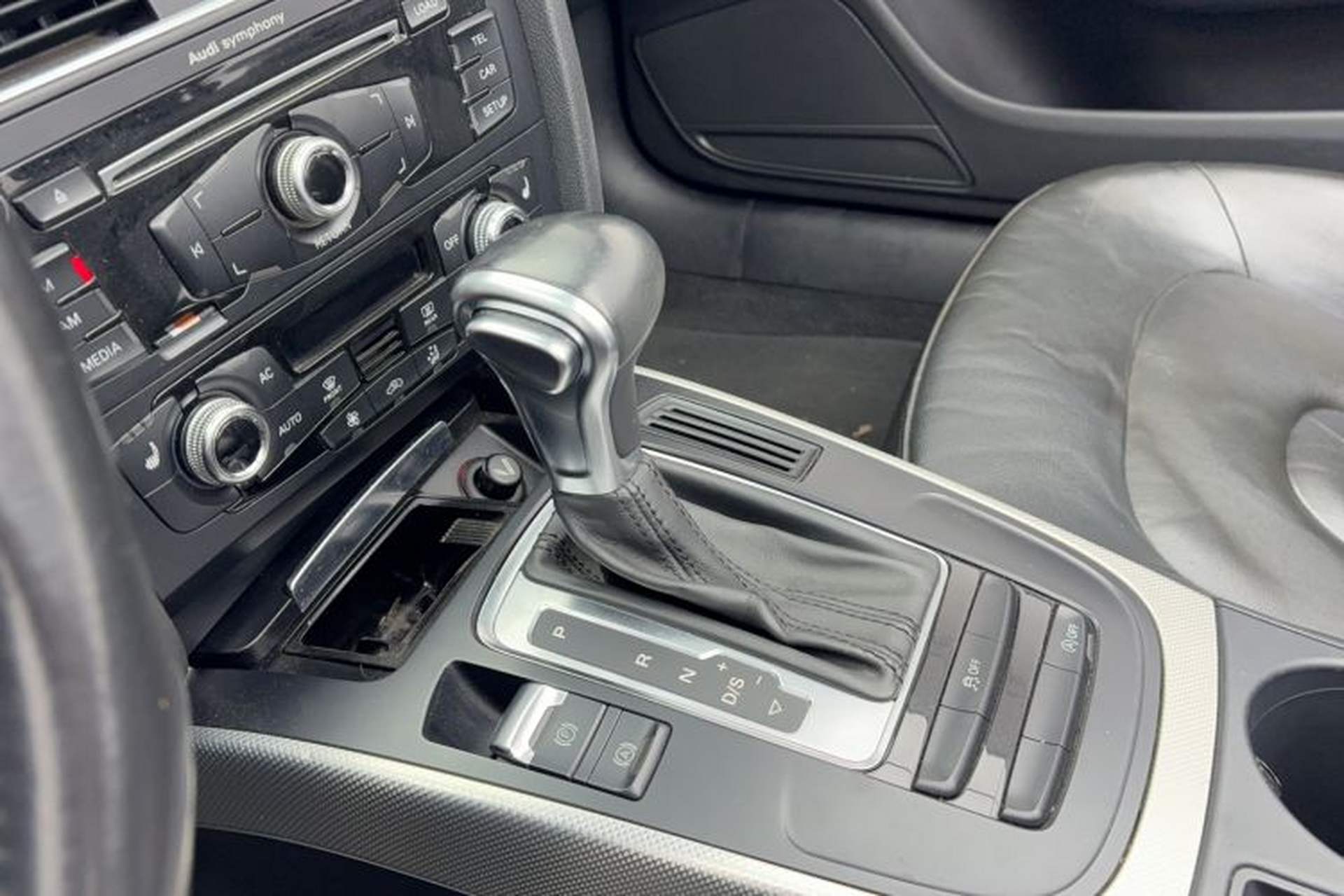Used Audi A5 2014 Cabriolet 45 TFSI Gear Lever