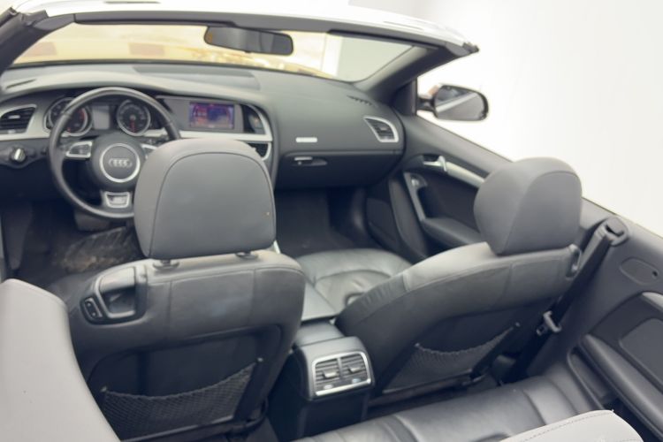 Used Audi A5 2014 Cabriolet 45 TFSI Headliner