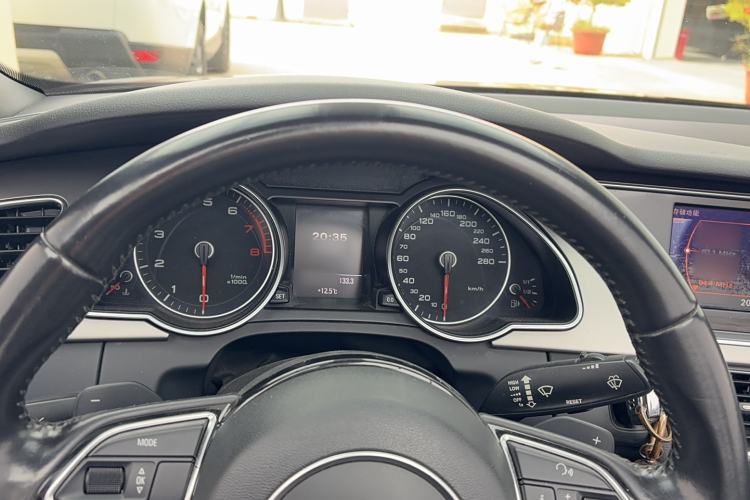 Used Audi A5 2014 Cabriolet 45 TFSI Instrument Cluster