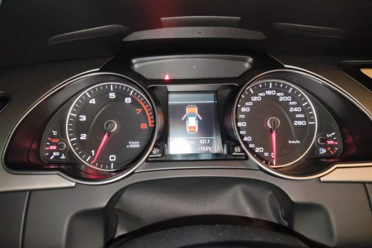 Used Audi A5 2014 Sportback 45 TFSI Instrument Cluster
