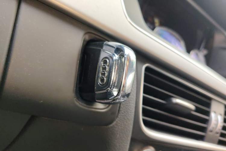 Used Audi A5 2014 Sportback 45 TFSI Interior 1