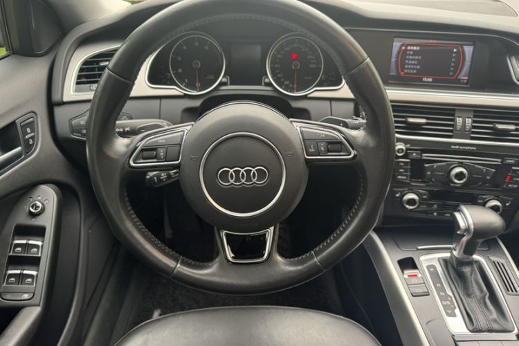Used Audi A5 2014 Sportback 45 TFSI Interior 2
