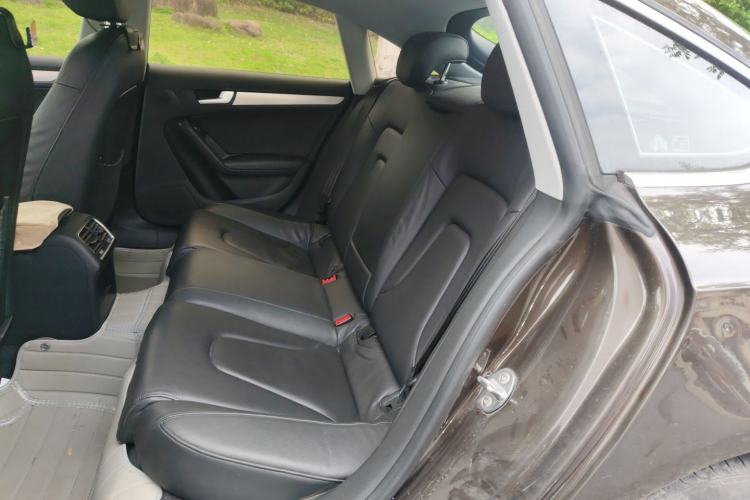 Used Audi A5 2014 Sportback 45 TFSI Interior 4