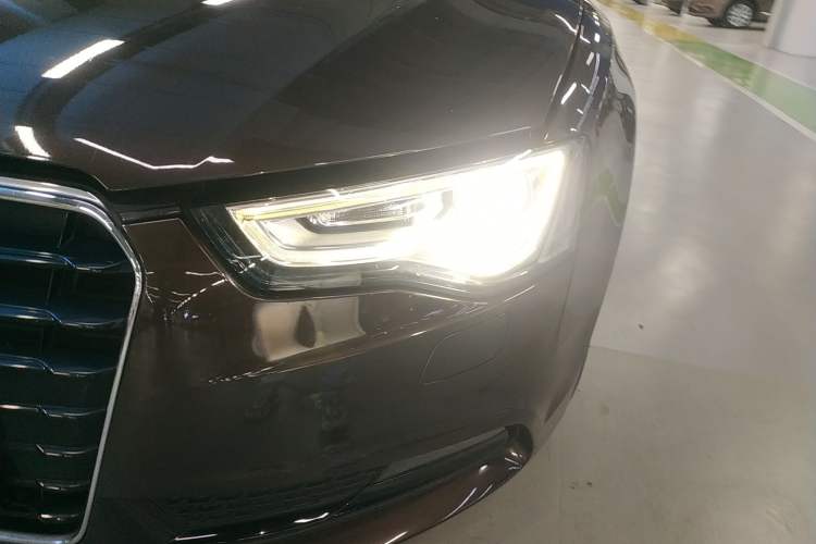 Used Audi A5 2014 Coupe 45 TFSI Left Front Headlight