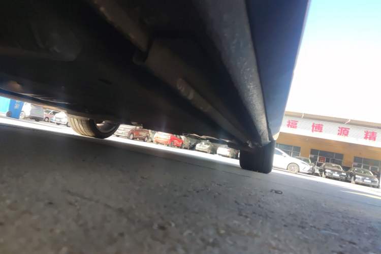 Used Audi A5 2014 Coupe 45 TFSI Left Side Sill