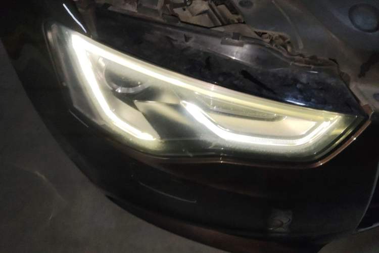 Used Audi A5 2014 Sportback 45 TFSI Right Front Headlight