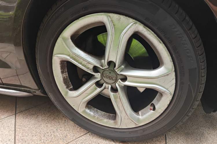 Used Audi A5 2014 Sportback 45 TFSI Right Front Wheel Hub