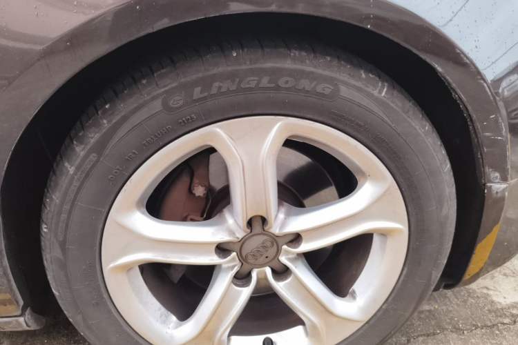 Used Audi A5 2014 Sportback 45 TFSI Right Front Wheel Hub