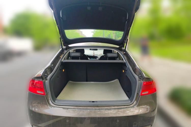 Used Audi A5 2014 Sportback 45 TFSI Trunk