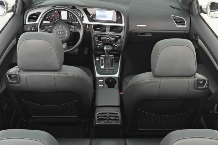 Used Audi A5 2014 Cabriolet 45 TFSI Interior 1