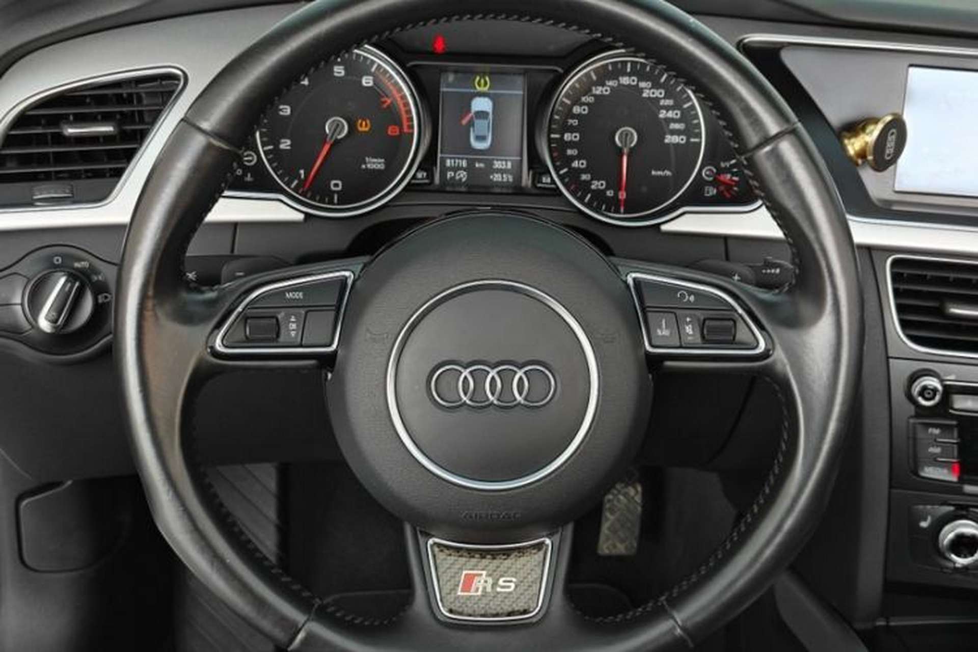 Used Audi A5 2014 Cabriolet 45 TFSI Interior 3