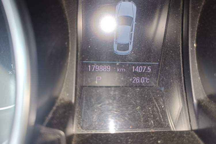 Used Audi A5 2014 Sportback 45 TFSI Odometer Close Up