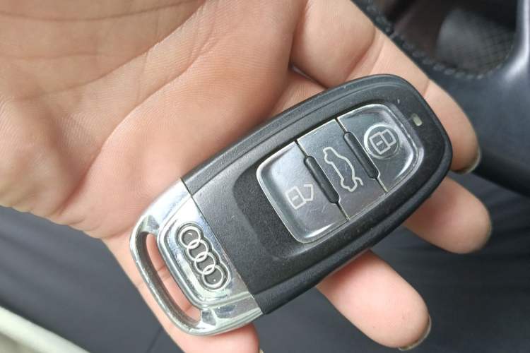 Used Audi A5 2014 Sportback 45 TFSI Vehicle Key