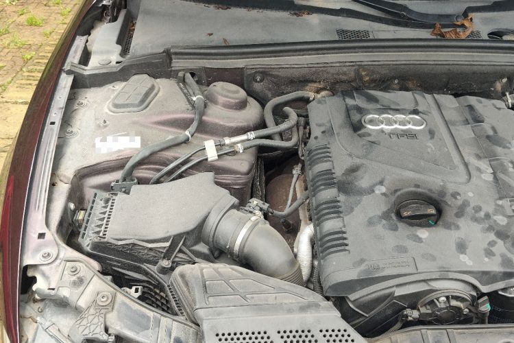 Used Audi A5 2014 Coupe 45 TFSI Fashion Edition Engine Bay Right