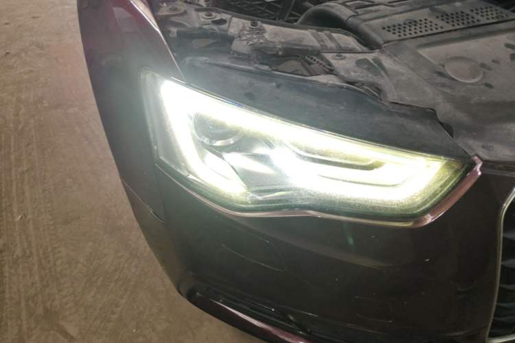 Used Audi A5 2014 Coupe 45 TFSI quattro Right Front Headlight