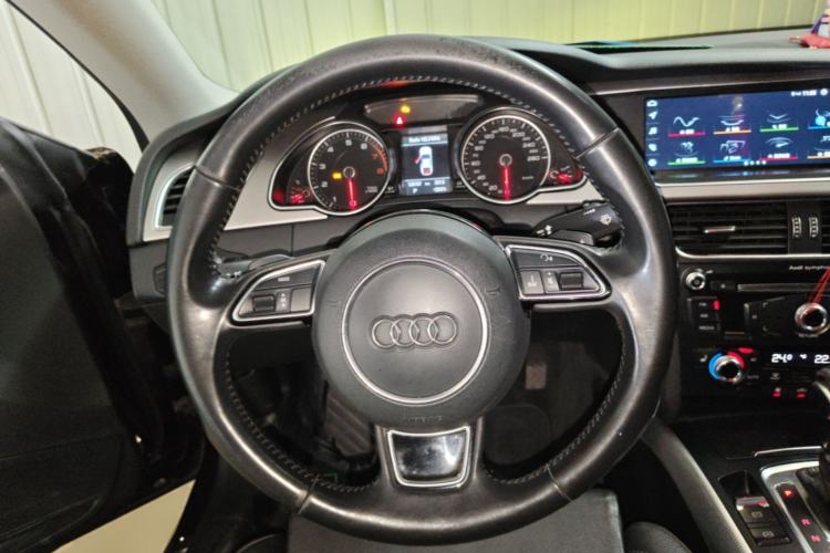 Used Audi A5 2014 Coupe 45 TFSI quattro Steering Wheel