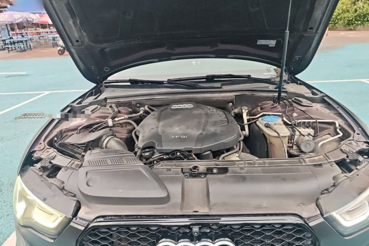 Used Audi A5 2014 Coupe 45 TFSI Engine Bay