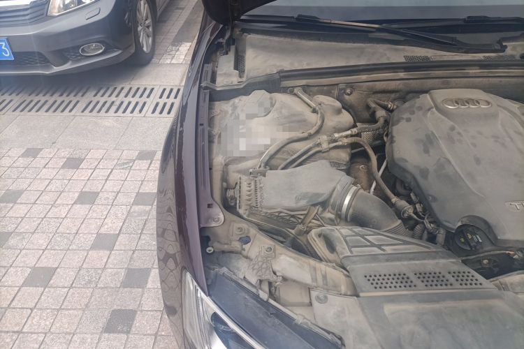 Used Audi A5 2014 Sportback 45 TFSI Engine Bay Right
