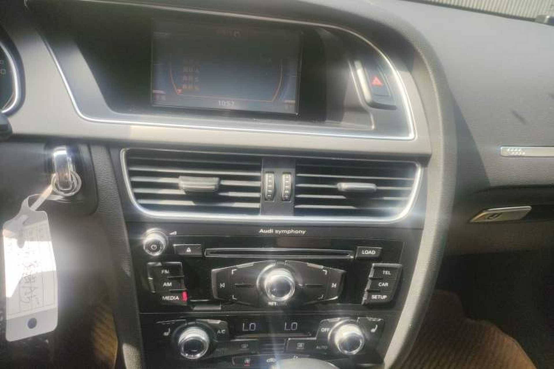 Used Audi A5 2014 Cabriolet 45 TFSI Audio And AC Panel