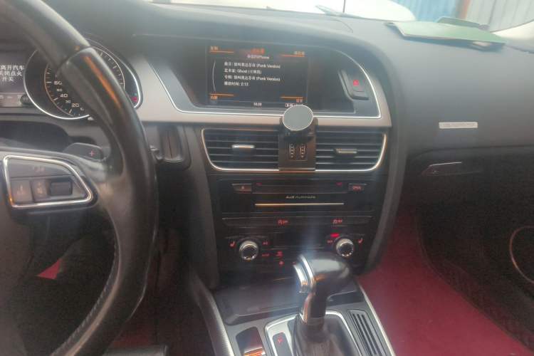 Used Audi A5 2014 Sportback 45 TFSI quattro Audio And AC Panel