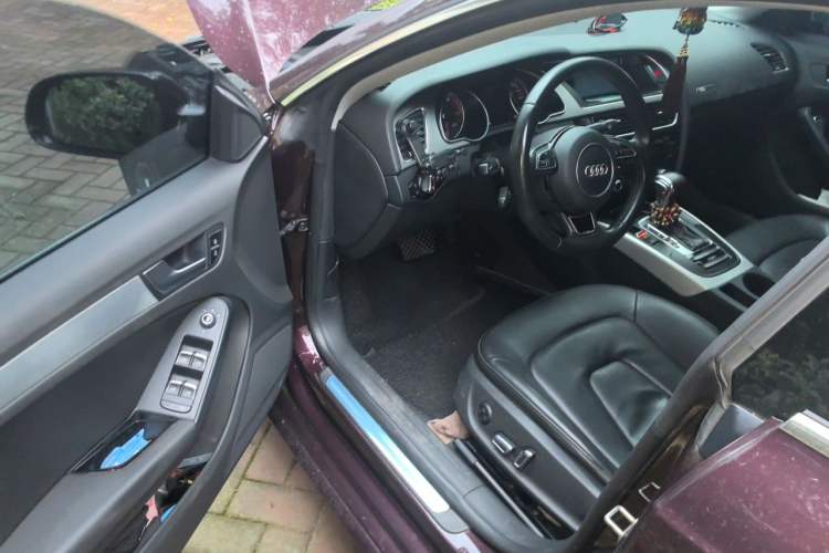 Used Audi A5 2014 Sportback 45 TFSI Driver Seat