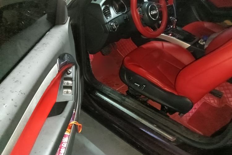 Used Audi A5 2014 Cabriolet 45 TFSI Driver Seat