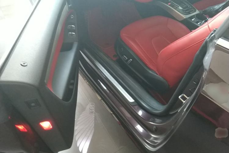 Used Audi A5 2014 Cabriolet 45 TFSI Driver Seat