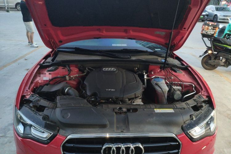 Used Audi A5 2014 Sportback 45 TFSI Engine Bay