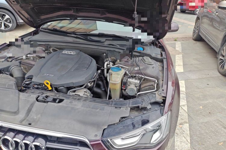 Used Audi A5 2014 Sportback 45 TFSI Engine Bay Left