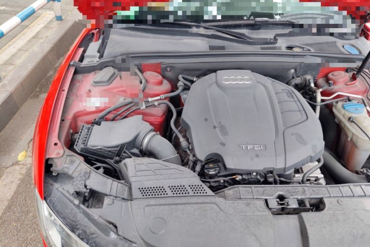 Used Audi A5 2014 Sportback 45 TFSI Engine Bay Right